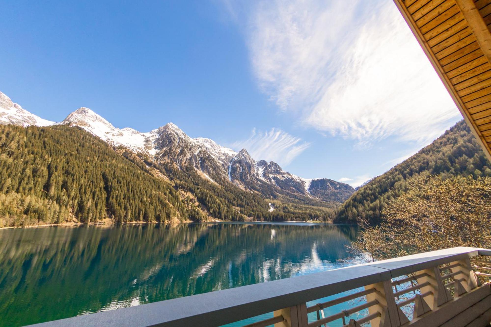Hotel Restaurant Seehaus Mountain Lake Resort San Giuseppe in Anterselva Exterior photo